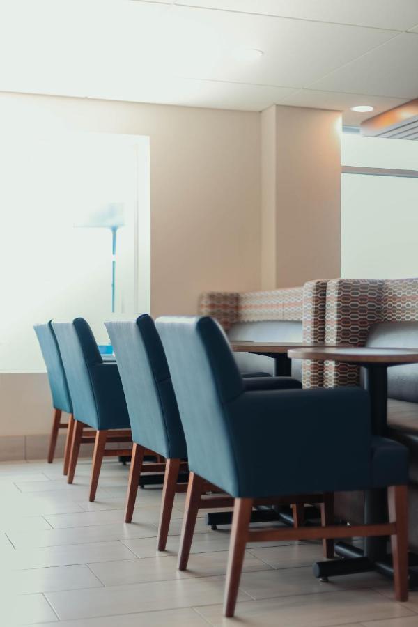 Holiday Inn Express - Allentown North By Ihg Zewnętrze zdjęcie
